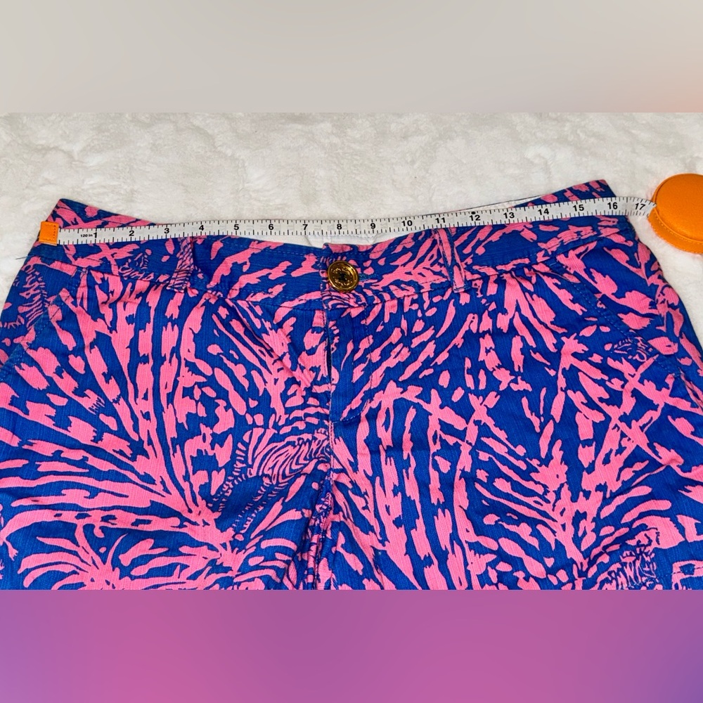 Lilly Pulitzer Callahan Shorts Rollin In The Grass-Size 10-EUC - Picture 3 of 4